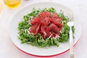 Bresaola, proprietà e ...buon appetito